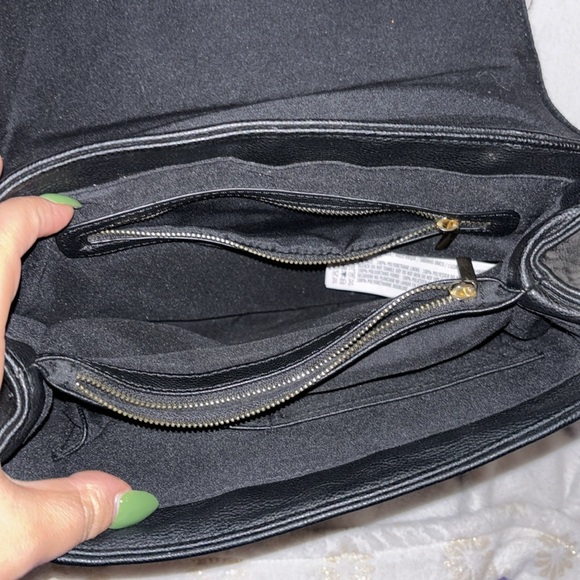 Large Black Shoulder Bag - Picture 4 of 4